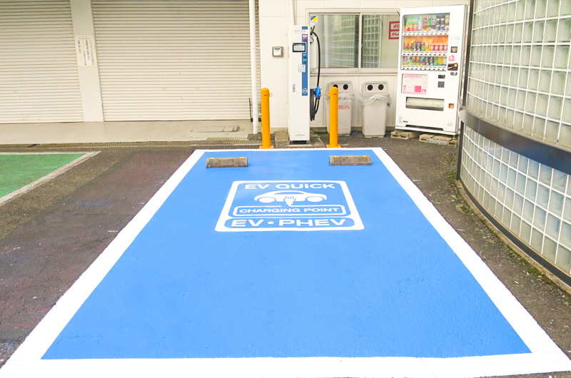 西日本三菱自動車販売株式会社グリーンロード店他実績写真03